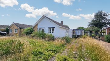 Property for Auction in Leicestershire - 35 Whiteoaks Road, Oadby, Leicester, Leicestershire LE2 5YL