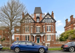 Property for Auction in Sussex & Hampshire - Flat 5, 32 St Johns Road, Eastbourne, BN20 7JB