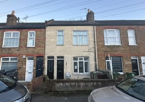 Property for Auction in London - 172 Washington Road, Worcester Park, Surrey, KT4 8JJ