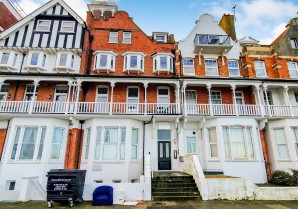 Property for Auction in London - Flat 10 Majestic Court, 10-12 Lewis Crescent, Cliftonville, Margate, Kent, CT9 2LH