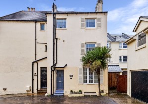 Property for Auction in Sussex & Hampshire - 1 Brunswick Mews, Hove, East Sussex, BN3 1HD