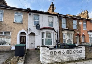 Property for Auction in London - Flat 3, 59 St Pauls Road, Tottenham, London, N17 0ND