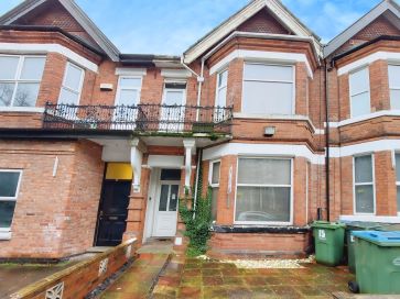 Property for Auction in Coventry & Warwickshire - Flat 2, 15 Albany Road, Earlson, Coventry, West Midlands CV5 6JQ