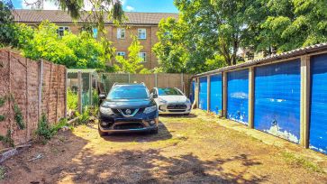 Property for Auction in Bedfordshire and Buckinghamshire - Land & Garage Block at, Limbury Road, Luton, Bedfordshire LU3 2PL
