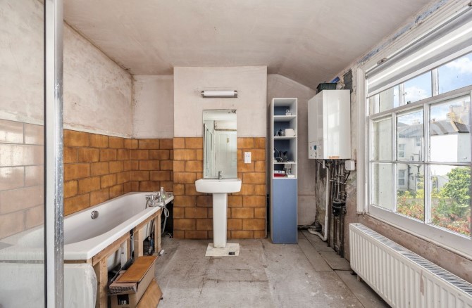 Lot Image