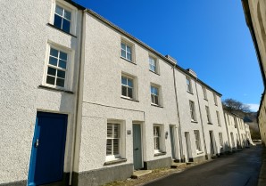 Property for Auction in London - Shell Cottage, 31 North Street, Fowey, Cornwall, PL23 1DB