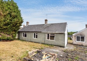 Property for Auction in London - 47 Hillside, Stowmarket, Suffolk, IP14 2BA