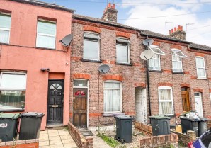 Property for Auction in London - 18 Ferndale Road, Luton, Bedfordshire, LU1 1PE