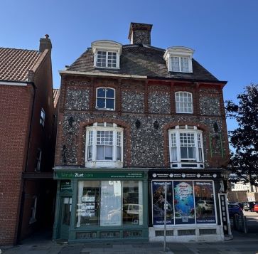 Property for Auction in East Anglia - 76 Howard Street South, Great Yarmouth, Norfolk NR30 1LW