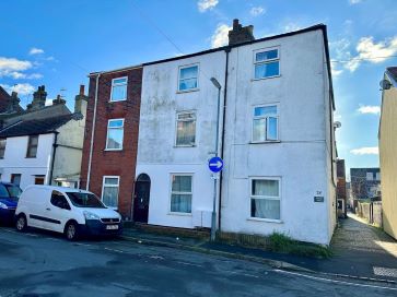 Property for Auction in East Anglia - 73A Rodney Road, Great Yarmouth, Norfolk NR30 2LJ