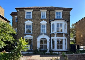 Property for Auction in London - Flat 2, 77 Sunderland Road, Lewisham, London, SE23 2PS