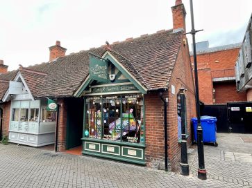 Property for Auction in East Anglia - 34 Eld Lane, Colchester, Essex CO1 1LS