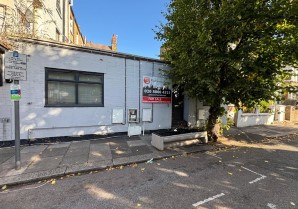 Property for Auction in London - 638D Green Lanes, Hornsey, London, N8 0SD