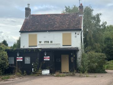 Property for Auction in East Anglia - The White Horse , 160 Old Road, Harlow, Essex CM17 0HQ