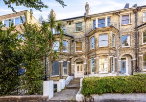 Property for Auction in Sussex & Hampshire - Flat 4, 82 Denmark Villas, Hove, BN3 3TJ