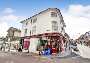 Property for Auction in London - 32B High Street, Melbourn, Royston, Hertfordshire, SG8 6DZ