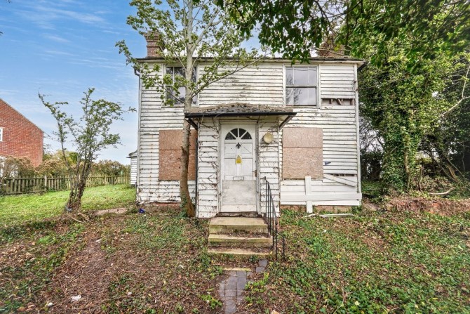 Lot Image