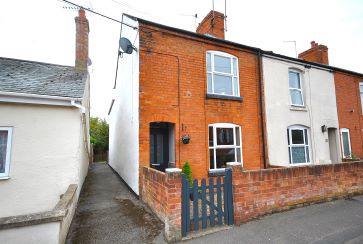 Property for Auction in Northamptonshire - 90 Eastfield Road, Wollaston, Wellingborough, Northamptonshire NN29 7RU