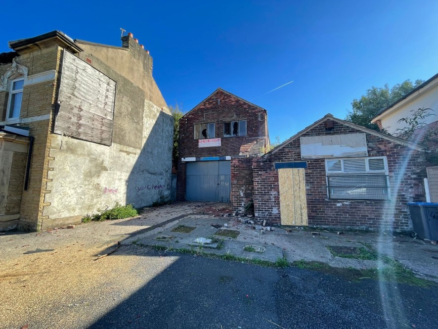 Lot Image