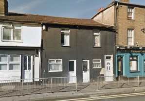 Property for Auction in London - 180A Luton Road, Chatham, Kent, ME4 5BP