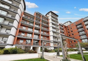 Property for Auction in London - 74 Holland Gardens, Brentford, Middlesex, TW8 0BG