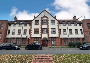 Property for Auction in London - Flat 11 Buxton Lodge, Brading Crescent, Wanstead, London, E11 3RN