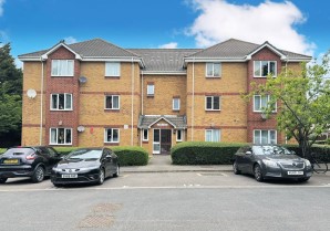 Property for Auction in London - 143 Franklin Way, Croydon, Surrey, CR0 4UX