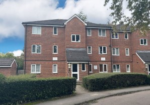 Property for Auction in London - 40 Scottwell Drive, Hendon, London, NW9 6QB