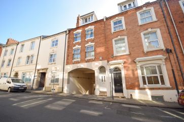 Property for Auction in Northamptonshire - Flat 1, 30 Hazelwood Road, Northampton, Northamptonshire NN1 1LN