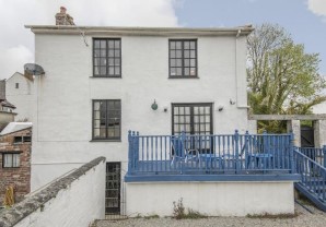 Property for Auction in London - The Cottage, Quay Hill, Penryn, Cornwall, TR10 8JE