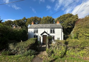 Property for Auction in Sussex & Hampshire - Evergreen Cottage, Cottagers Lane, Hordle, Lymington, Hampshire, SO41 0FE