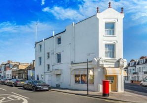 Property for Auction in London - 87B Shorrolds Road, Fulham, London, SW6 7TU