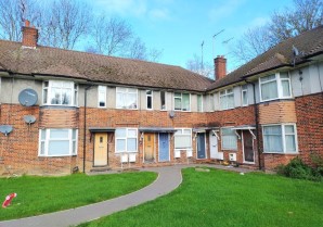 Property for Auction in London - Flat 13 Cedar Court, Upper Park Road, New Southgate, London, N11 1RU
