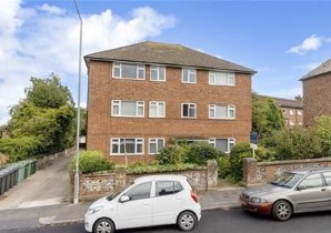 Property for Auction in Sussex & Hampshire - Flat 4 Grosvenor Court, 40 Enys Road, Eastbourne, East Sussex, BN21 2EB