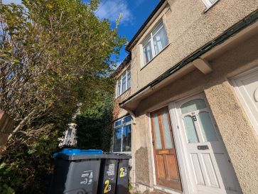 Property for Auction in North West - 2C Stanley Grove, Croydon, Surrey CR0 3QU