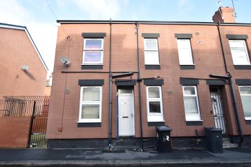 Property for Auction in West Yorkshire - 52 Recreation Terrace, Leeds, West Yorkshire LS11 0AW