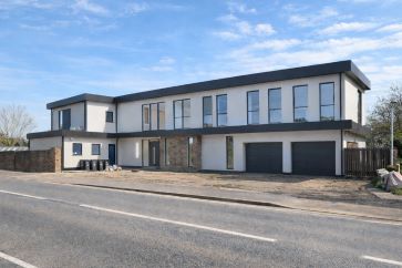 Property for Auction in East Anglia - 174 Crooked Mile, Waltham Abbey, Essex EN9 2ES