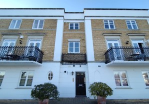 Property for Auction in London - 10 Thames Crescent, Chiswick, London, W4 2RU