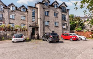 Property for Auction in Cumbria - 3 Fellside Court, Kendal, Cumbria LA9 4HB
