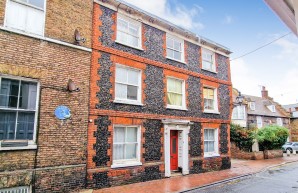 Property for Auction in London - 25 King Street, Margate, Kent, CT9 1DD
