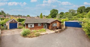 Property for Auction in London - 15 Pinewood Road, Tunbridge Wells, Kent, TN2 3SH