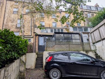 Property for Auction in North West - Basement Flat (Flat 1), 44 Wells Road, Lyncombe, Bath, Somerset BA2 3AP