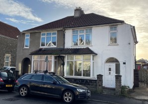 Property for Auction in London - 77 Old Street, Clevedon, Avon, BS21 6BT