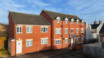 Property for Auction in Northamptonshire - Arthur Wellesley House, 17 Palace Gate, Irthlingborough, Wellingborough, Northamptonshire NN9 5FD