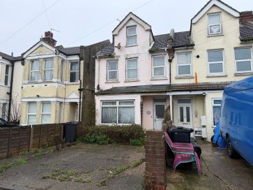 Property for Auction in East Anglia - 83 Hayes Road, Clacton-On-Sea, Essex CO15 1TT