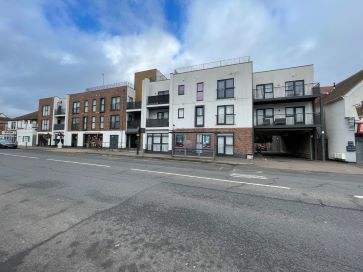 Property for Auction in East Anglia - 204 City Apartments 1307-1321, London Road, Leigh-On-Sea, Essex SS9 2AD