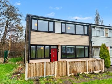 Property for Auction in Manchester - 27 Hawk Close, Bury, BL9 6LH