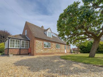 Property for Auction in East Anglia - Appletree Cottage, High Street, Thornham, Hunstanton, Norfolk PE36 6LY