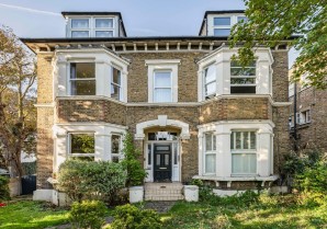 Property for Auction in London - Flat 1, 464 Uxbridge Road, Shepherd's Bush, London, W12 0NT