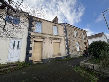 Property for Auction in South West - 44 Higher Bore Street, Bodmin, Cornwall PL31 1JW